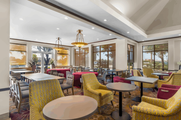 MOD_ACPHoustonWestchase_BreakfastArea2-Gallery_Image-800x600