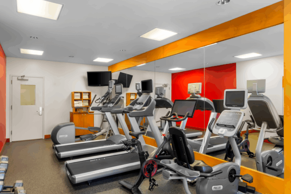 MOD_ACPHoustonWestchase_FitnessCenter1-Gallery_Image-800x600